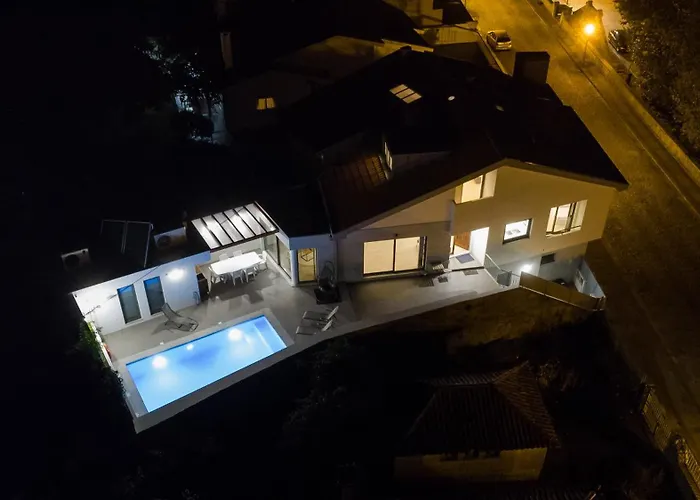 Romantic Pool House